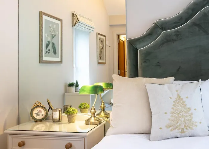 Penzion Guestready - Ranelagh Retreat With Urban Access