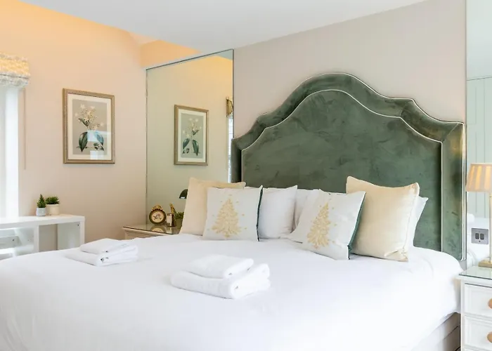 Penzion Guestready - Ranelagh Retreat With Urban Access Dublin