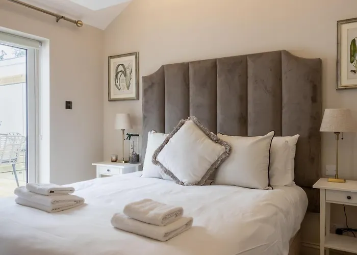 Guest house Guestready - Ranelagh Retreat With Urban Access
